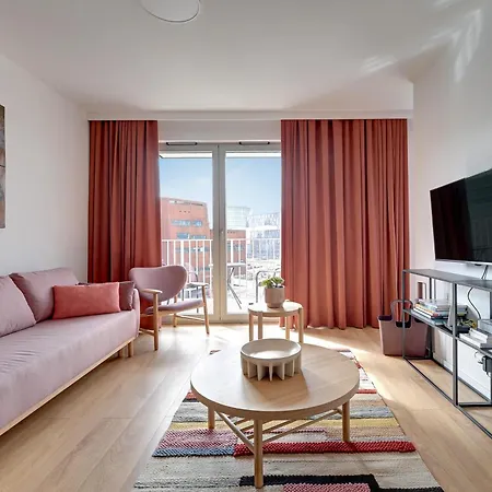 Rentplanet - Zurawie Apartment *